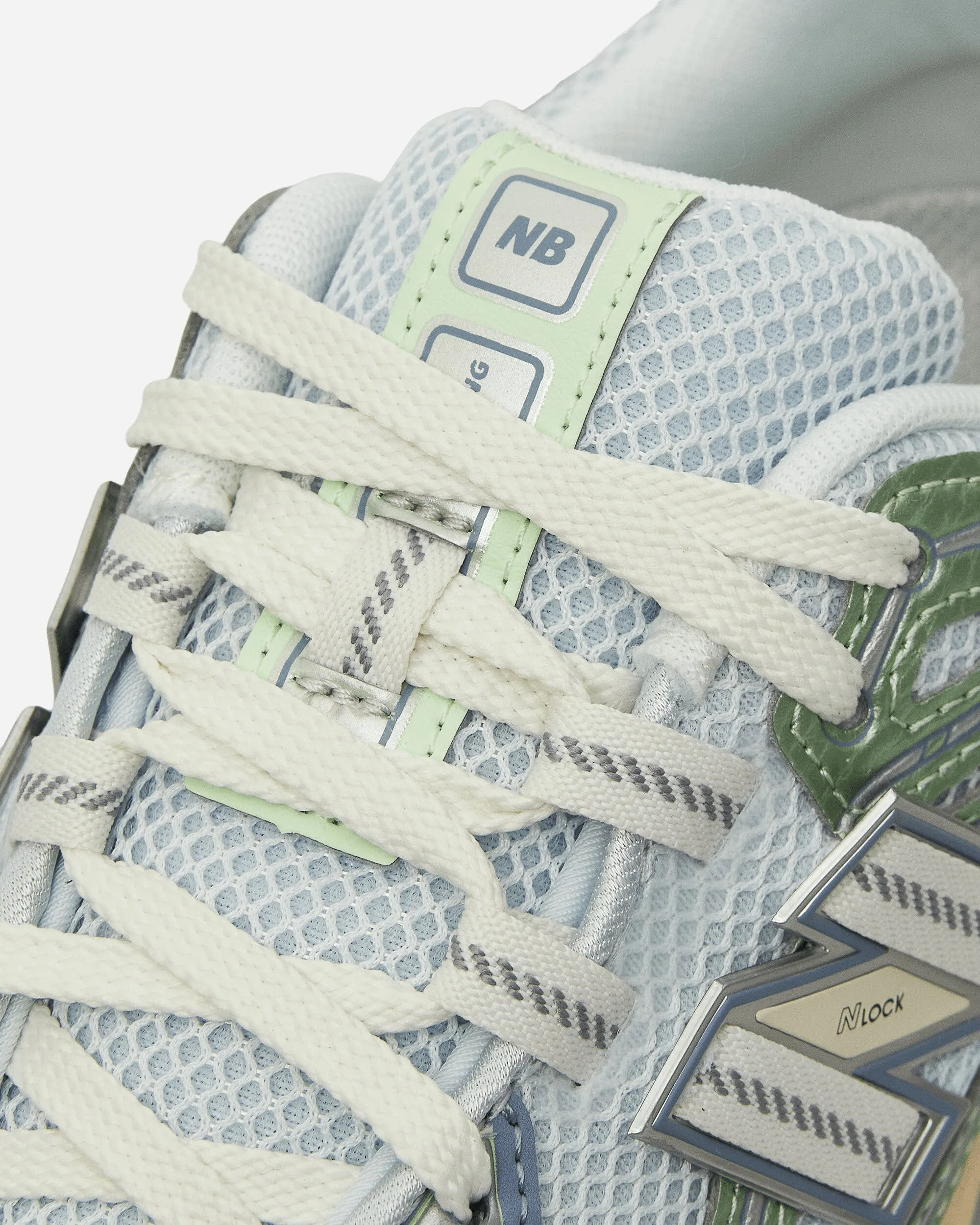 1906R Sneakers Ice Blue / Melon Water / Dusk Shower