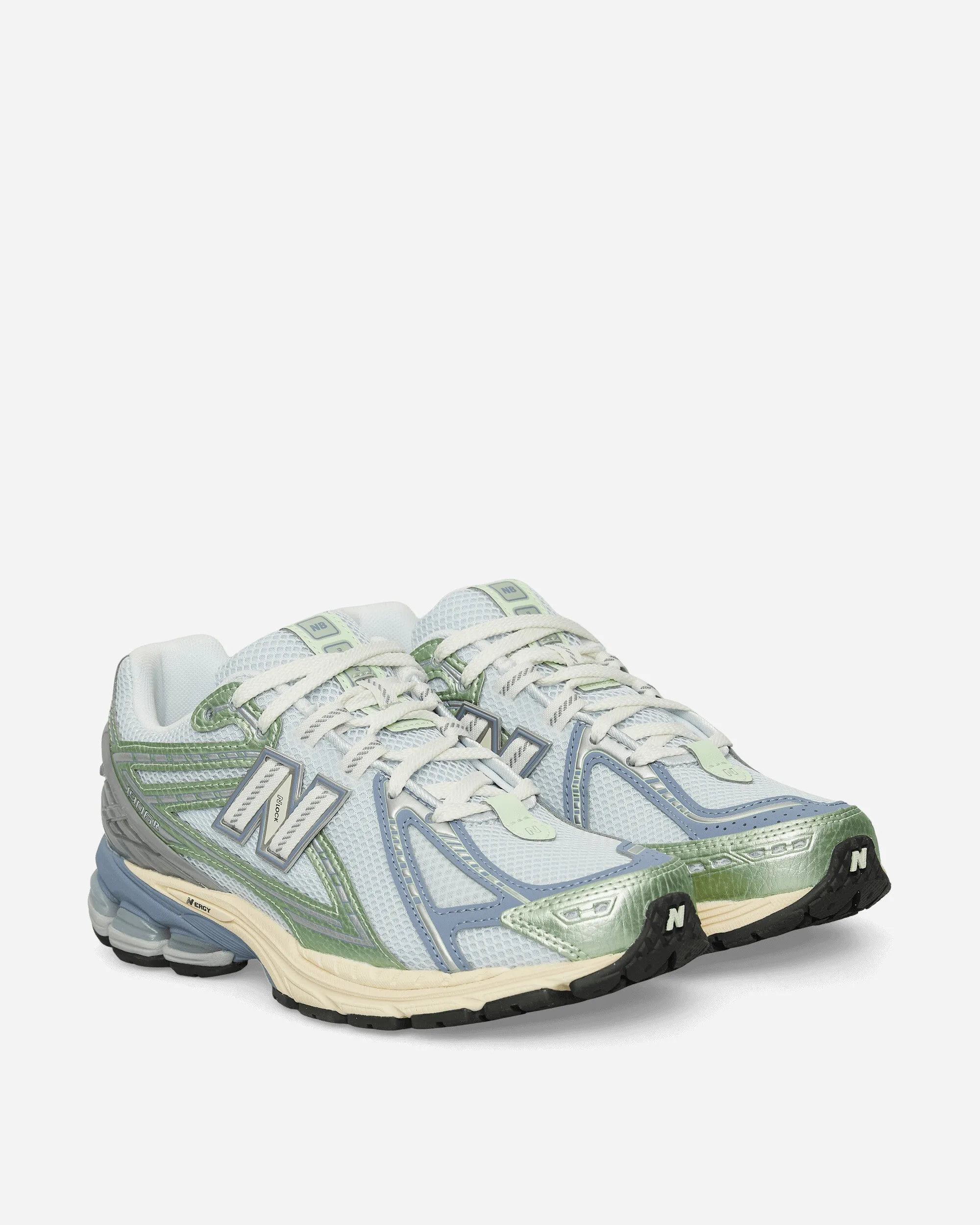 1906R Sneakers Ice Blue / Melon Water / Dusk Shower