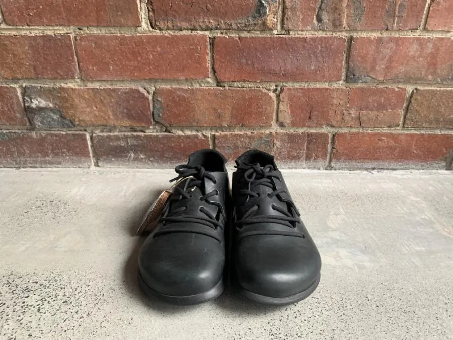 Birkenstock Montana Black / Regular