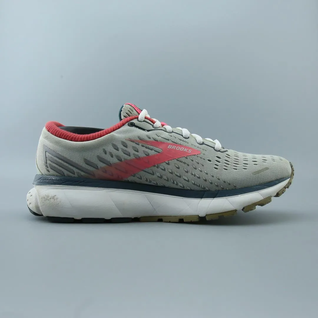 BROOKS GHOST 13