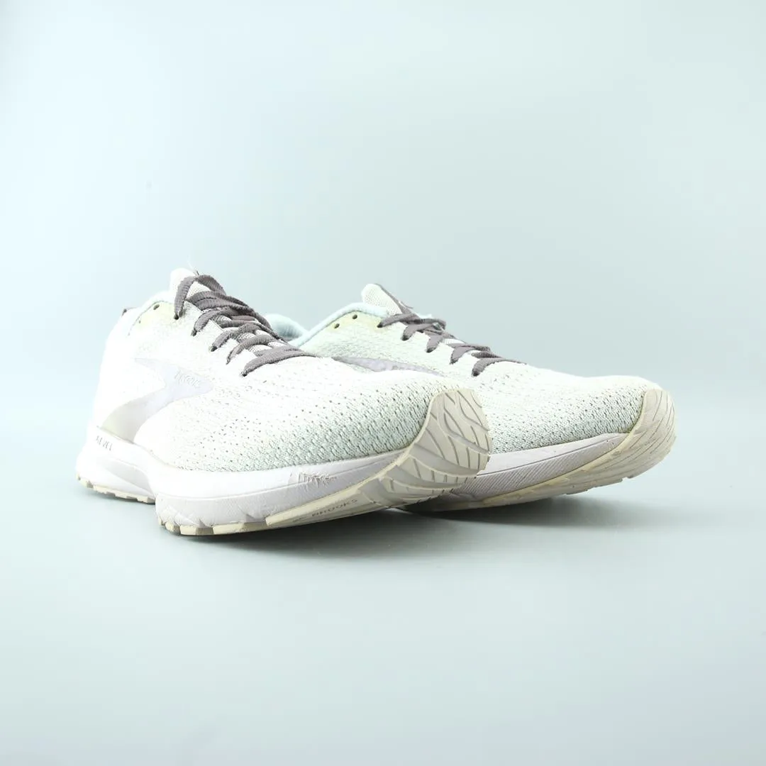 BROOKS REVEL 4