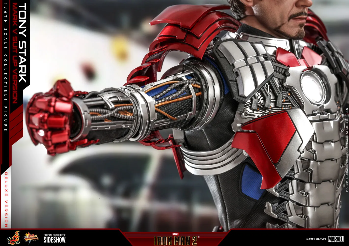 Hot Toys Sixth Scale Figure - Tony Stark (Mark V Suit Up Version) Deluxe Ver. - (Iron Man 2)