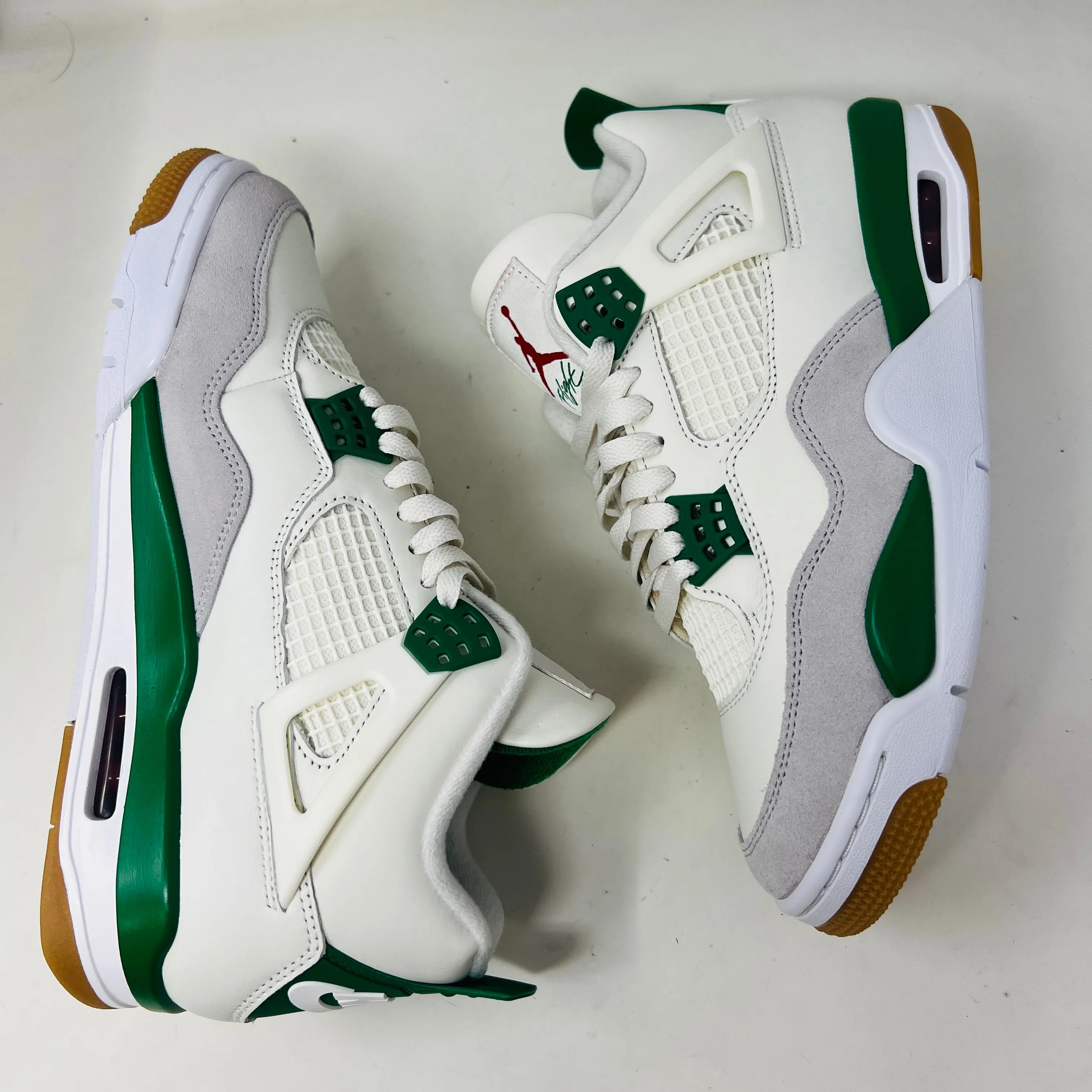Jordan 4 Retro SB Pine Green