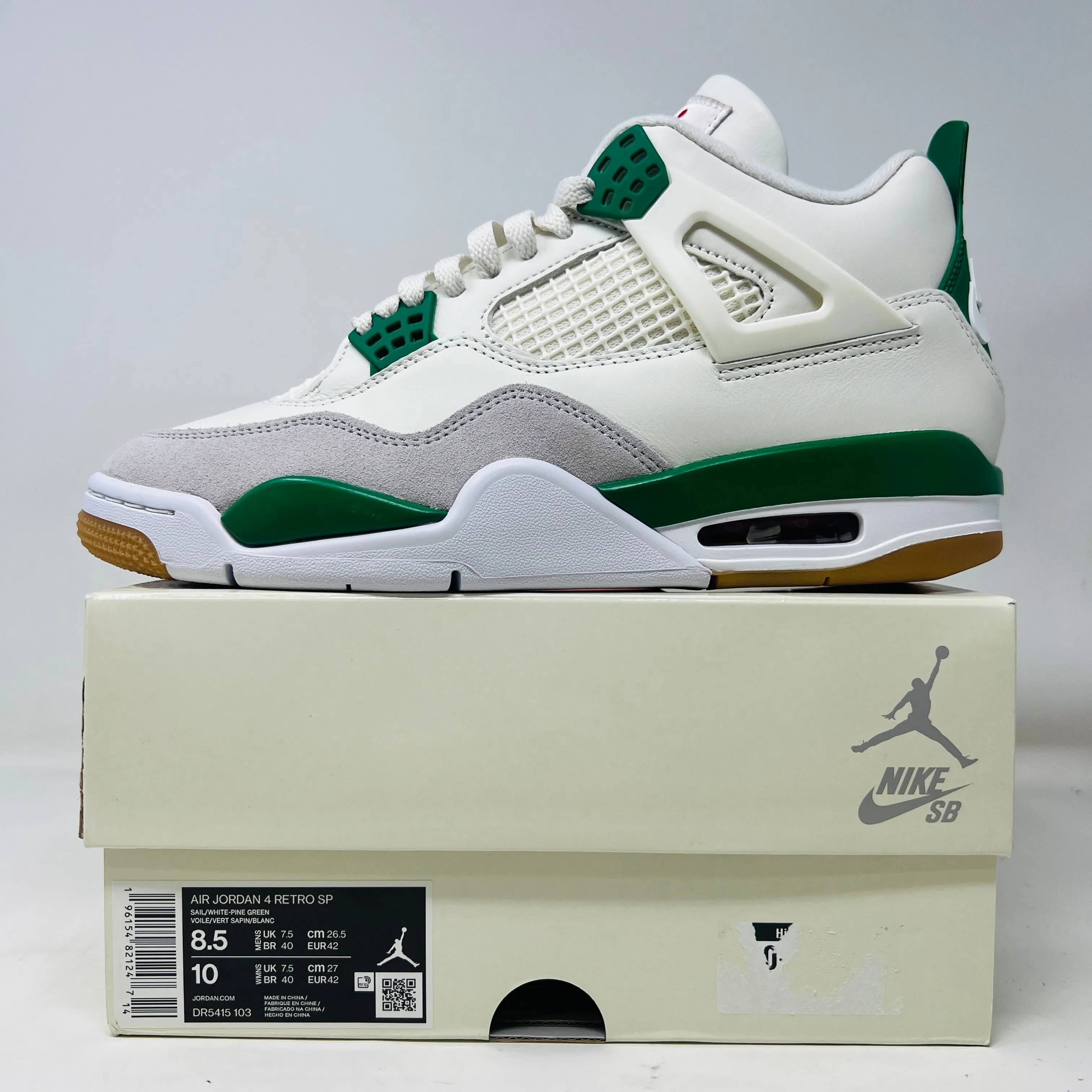 Jordan 4 Retro SB Pine Green