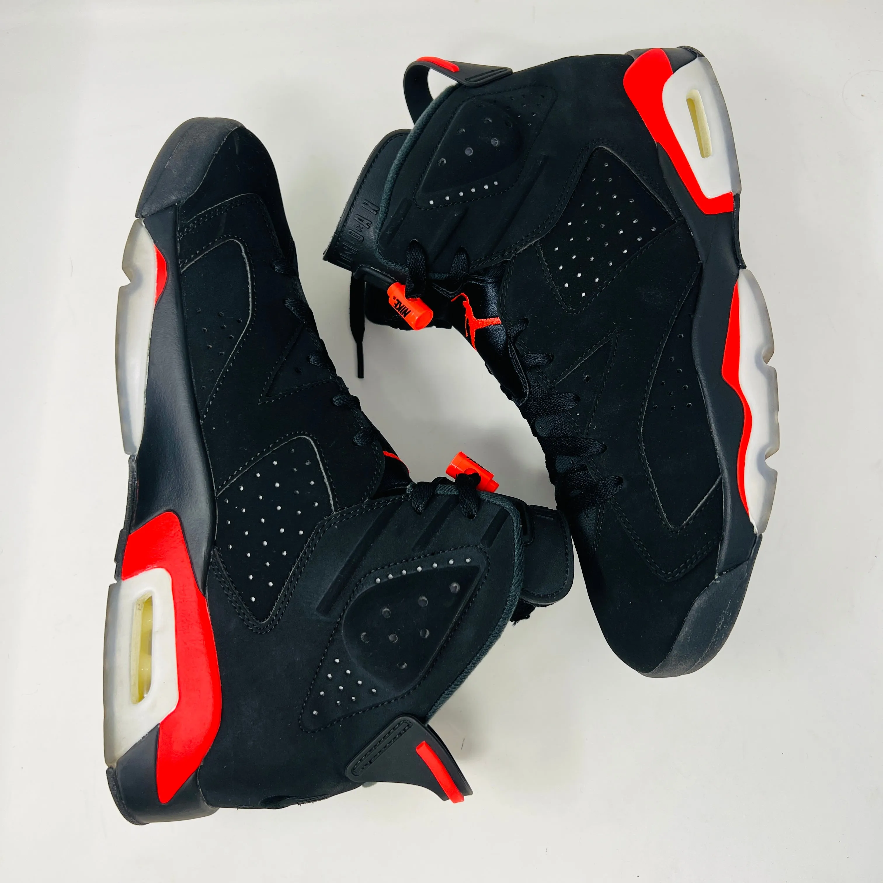 Jordan 6 Retro Black Infrared (2019)