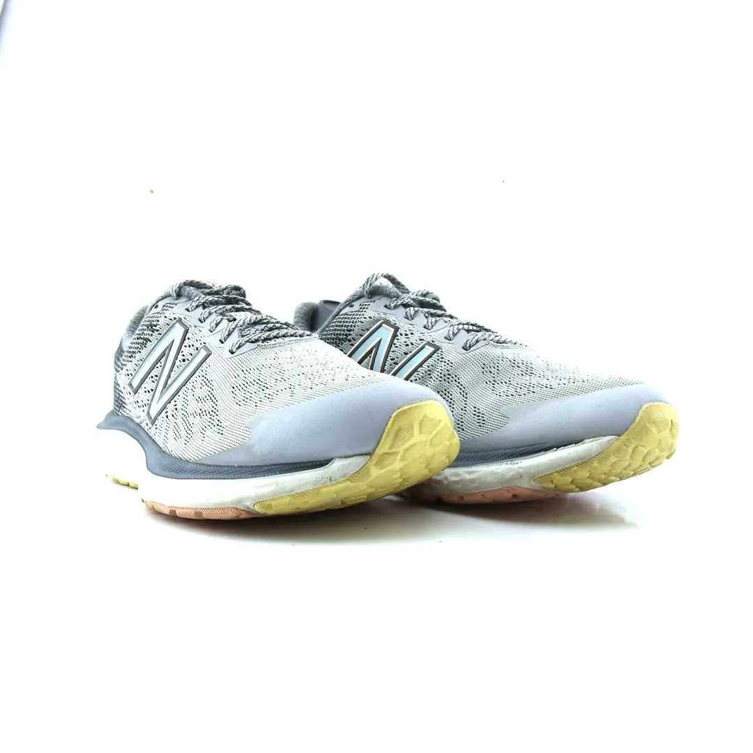 NEW BALANCE 680V7