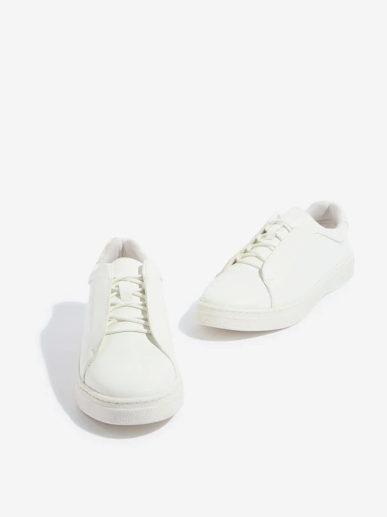 SOLEPLAY White Lace-Up Sneakers