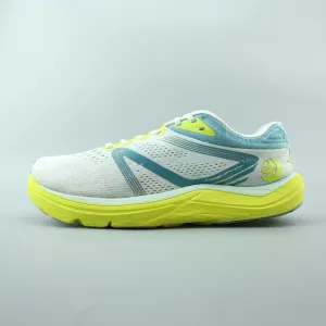 TOPO ATHLETIC MAGNIFLY 4