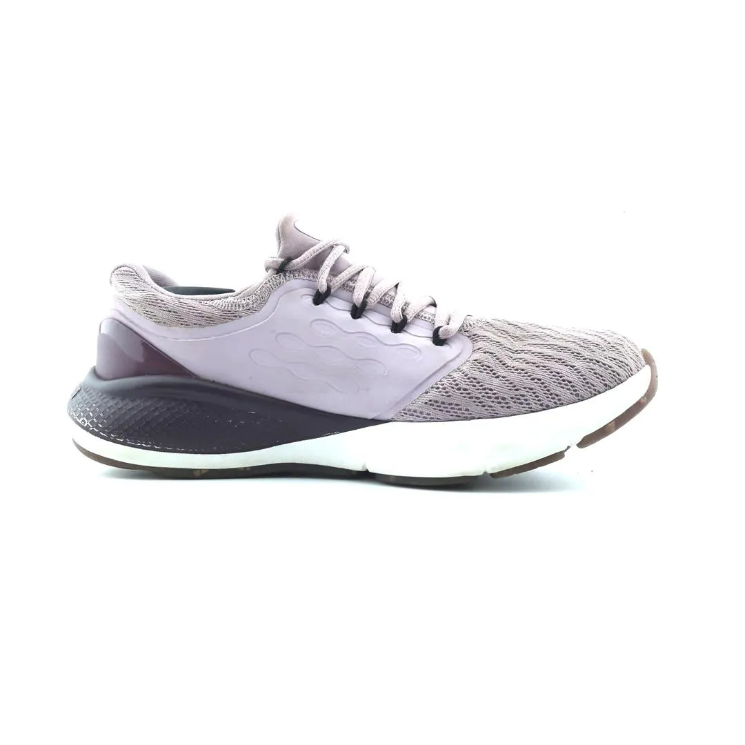 UNDER ARMOUR CHARGED VANTAGE