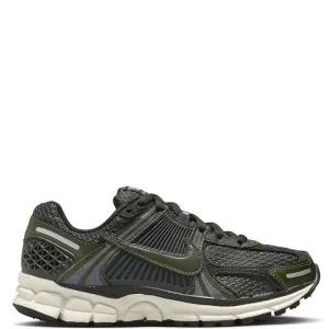 Womens Nike Vomero 5